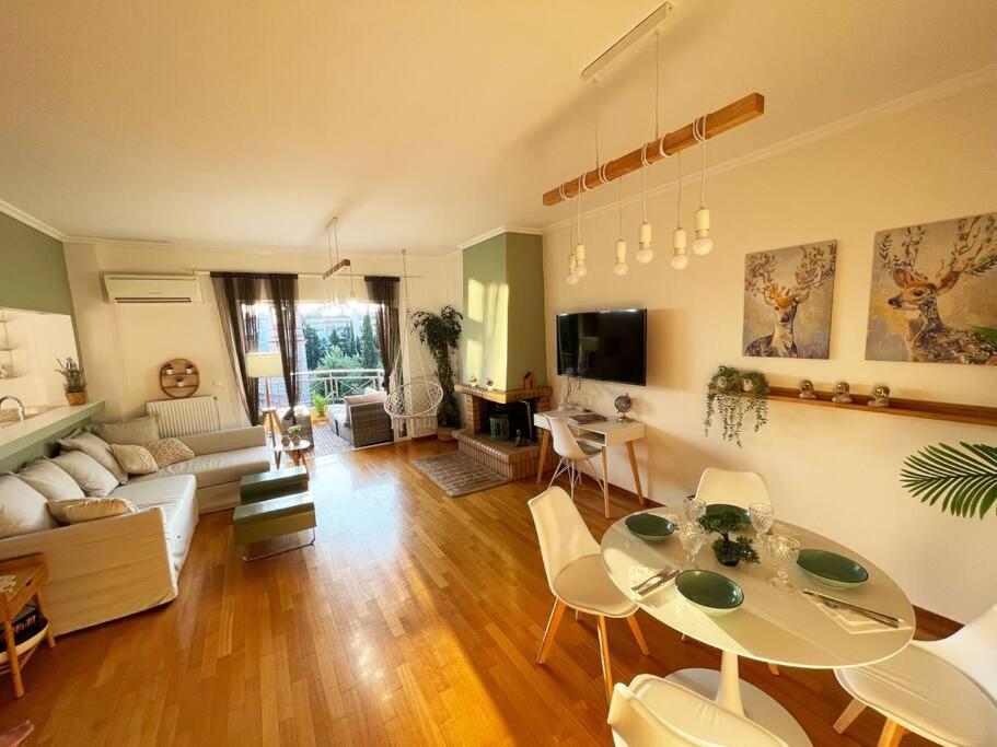 Apartamento Μαρούσι- Η Ηρεμία Των Β.Προαστίων Δίπλα Στο Κέντρο Atenas Exterior foto