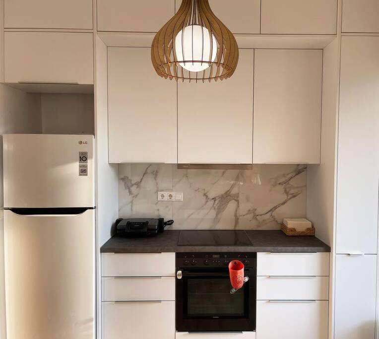 Apartamento Μαρούσι- Η Ηρεμία Των Β.Προαστίων Δίπλα Στο Κέντρο Atenas Exterior foto