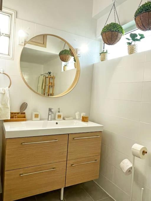 Apartamento Μαρούσι- Η Ηρεμία Των Β.Προαστίων Δίπλα Στο Κέντρο Atenas Exterior foto